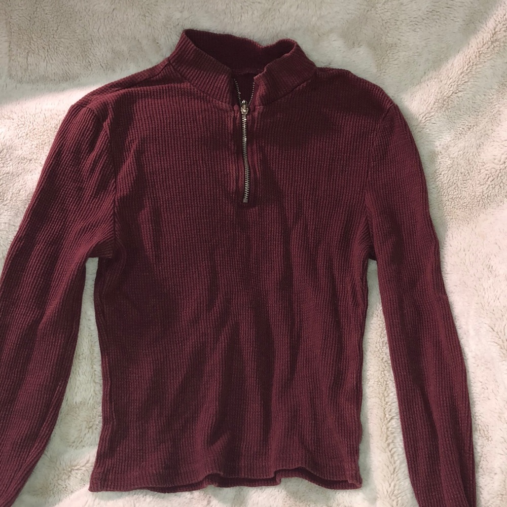 PacSun Turtle Neck Crop Top!